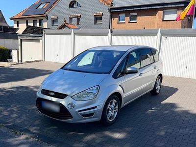 Second-hand Ford S-MAX S 120 CP (88 kW) 2016 Argintiu Monovolum