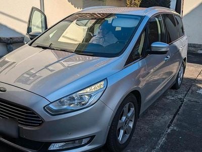 Begagnad Ford Galaxy Titanium 150 HK (110 kW) 2015 Silver Minibuss