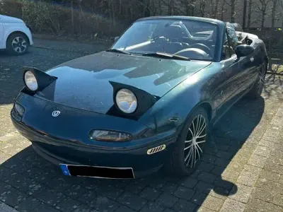 Gebraucht Mazda MX5 90 PS (66 kW) 1998 Blau Cabrio