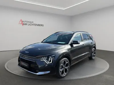Używany Kia Niro Spirit 102 KM (75 kW) 2026 Szary SUV