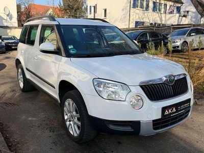 Weiß Gebraucht 2013 Skoda Yeti Plus Edition SUV | 8.550 € (Fairer Preis)