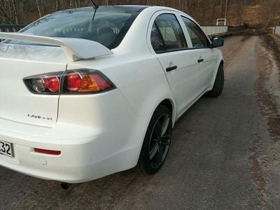 Gebraucht Mitsubishi Lancer 117 PS (86 kW) 2017 Weiß Limousine