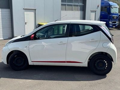 Usata Toyota Aygo 69 CV (50 kW) 2017 Bianco Utilitaria