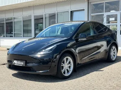 Gebraucht Tesla Model Y Long Range RWD 255 kW (347 PS) 2024 Schwarz SUV