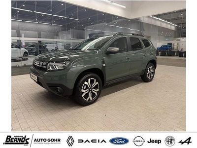 Safarigrüngrau met. (kqm) Gebraucht 2024 Dacia Duster Journey SUV | 21.640 € (Guter Preis)