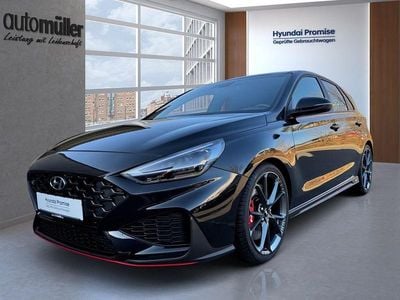 Schwarz abyss black / mic Gebraucht 2024 Hyundai i30 N Performance Limousine | 34.920 € (Etwas zu teuer)