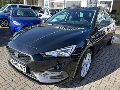 gebraucht Seat Leon Sportstourer 1.5 eTSI DSG "FR" Navi, Voll-LED, Alu