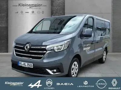 Second-hand Renault Trafic Life 150 CP (110 kW) 2024 Gri Monovolum