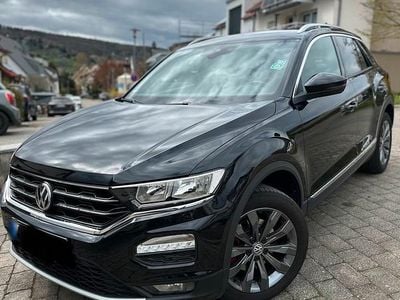 Second-hand VW T-Roc Sportline 150 CP (110 kW) 2020 Negru SUV