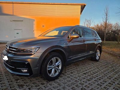 Gebraucht VW Tiguan Allspace R-line 150 PS (110 kW) 2019 Grau SUV