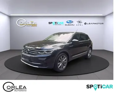 Gebraucht VW Tiguan Elegance 200 PS (147 kW) 2022 Black (metallic) SUV