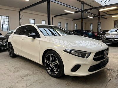 Gebraucht Mercedes A200 Night 163 PS (119 kW) 2018 Weiß Limousine