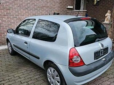 Renault Clio II