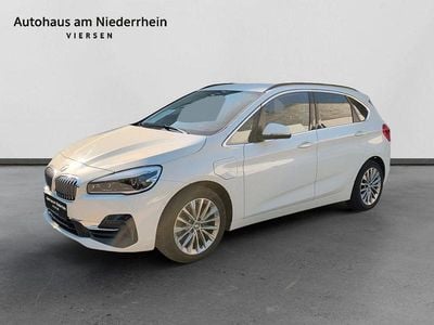 Używany BMW 225 Active Tourer Luxury Line 136 KM (100 kW) 2020 Biały Minivan