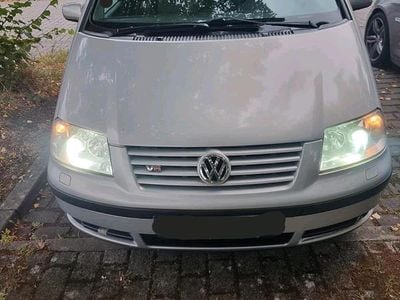 VW Sharan