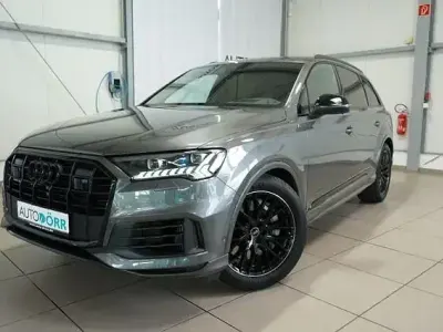 Gebraucht Audi Q7 Ambiente 381 PS (280 kW) 2023 Grau SUV