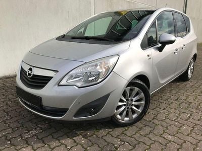 Gebraucht Opel Meriva Innovation 140 PS (102 kW) 2013 Silber Van / Kleinbus