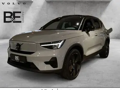 Usata Volvo EX40 Single Motor Extended Range 185 kW (252 CV) 2025 Grigio SUV