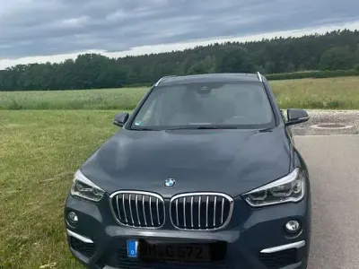 Gebraucht BMW X1 Advantage 190 PS (139 kW) 2018 Grau SUV