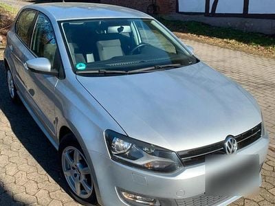 Gebraucht VW Polo 70 PS (51 kW) 2012 Silber Kleinwagen