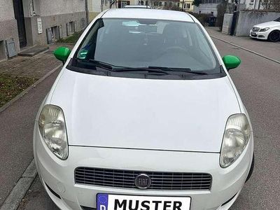 Gebraucht Fiat Grande Punto Active 65 PS (47 kW) 2009 Weiß Kleinwagen