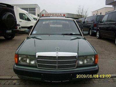 Grün Gebraucht 1991 Mercedes 190 Limousine | 5.999 €