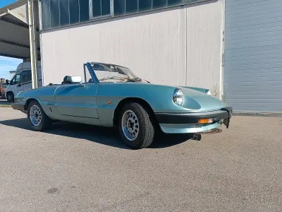 Gebraucht Alfa Romeo Spider 126 PS (92 kW) 1983 Cabrio
