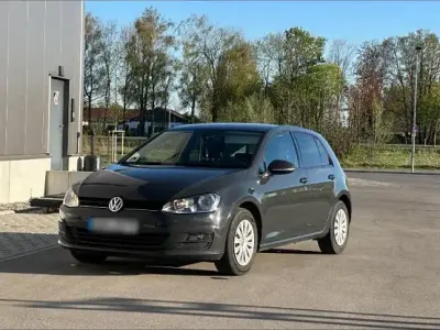 Gebraucht VW Golf VII 110 PS (80 kW) 2016 Grau Limousine