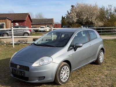 Gebraucht Fiat Punto 77 PS (56 kW) 2008 Silber Kleinwagen
