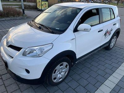 Gebraucht Toyota Urban Cruiser 90 PS (66 kW) 2012 Weiß Kleinwagen