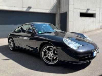Porsche 911 Carrera