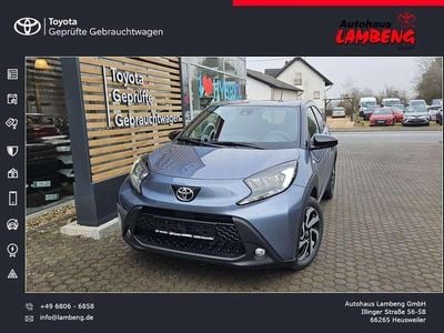 Gebraucht Toyota Aygo X Team 72 PS (52 kW) 2024 Grau SUV