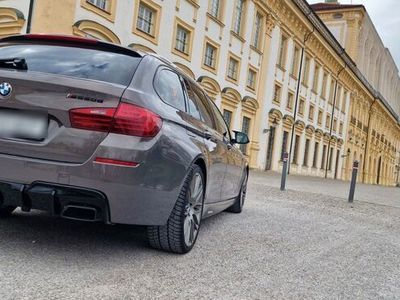 gebraucht BMW M550 d xDrive Touring M Vollgarantie