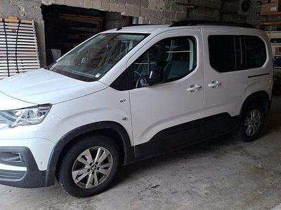 Gebraucht Peugeot Rifter GT 131 PS (96 kW) 2022 Weiß Van / Kleinbus