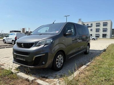 Peugeot Traveller