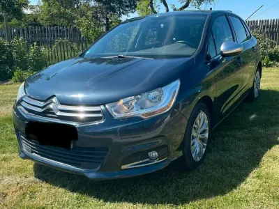 Gebraucht Citroën C4 SELECTION 120 PS (88 kW) 2013 Blau Limousine