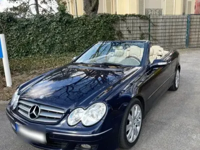 Gebraucht Mercedes CLK350 272 PS (200 kW) 2007 Blau Cabrio