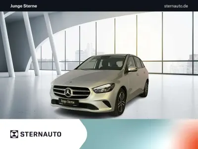 Gebraucht Mercedes B250e Style 160 PS (117 kW) 2022 Iridiumsilber Van / Kleinbus