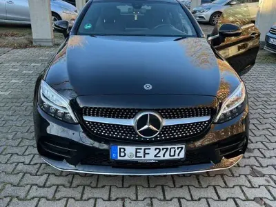Gebraucht Mercedes C220 AMG 194 PS (142 kW) 2019 Schwarz