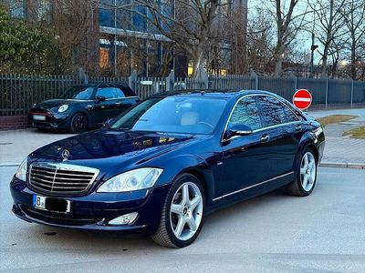 Gebraucht Mercedes S320 235 PS (172 kW) 2006 Blau Limousine