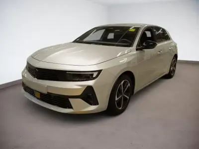 Gebraucht Opel Astra Edition 131 PS (96 kW) 2025 Met. kristall silber (metallic) Kleinwagen