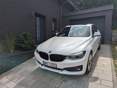 BMW 330 Gran Turismo