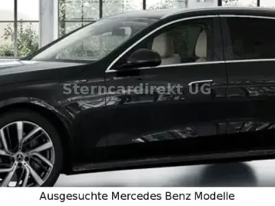 Gebraucht Mercedes E300 Avantgarde 313 PS (230 kW) 2025 Schwarz Limousine