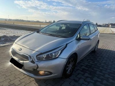 Silber Gebraucht 2013 Kia Ceed Sportswagon Kombi | 4.490 € (Superpreis)