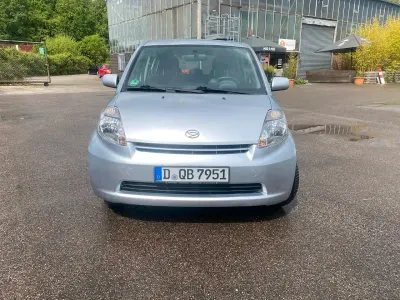 Gebraucht Daihatsu Sirion 2005 Silber Kleinwagen