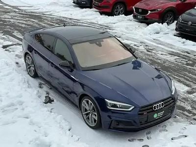 Navarrablau metallic Gebraucht 2018 Audi S5 Ambiente Coupé | 37.680 € (Etwas zu teuer)