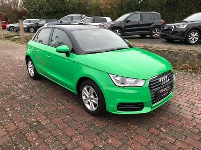 Gebraucht Audi A1 Sportback Basis 95 PS (69 kW) 2017 Grün Kleinwagen