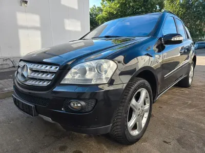 Gebraucht Mercedes ML500 306 PS (225 kW) 2005 Schwarz SUV