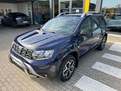 gebraucht Dacia Duster Celebration dCi 115 2WD Navi/PDC/SHZ