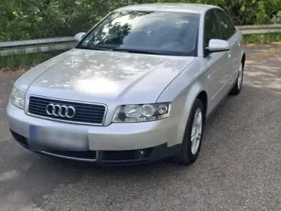Gebraucht Audi A4 131 PS (96 kW) 2001 Silber Limousine